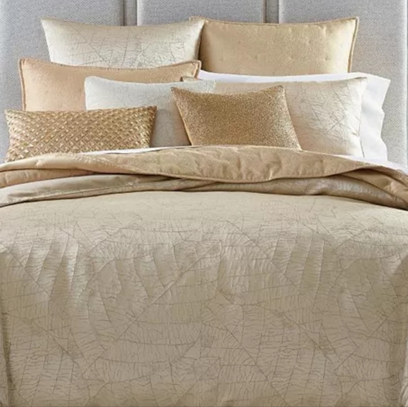 Hotel Collection Duvet Cover Set - Elegant Cream and Gold - Picture 1 of 11